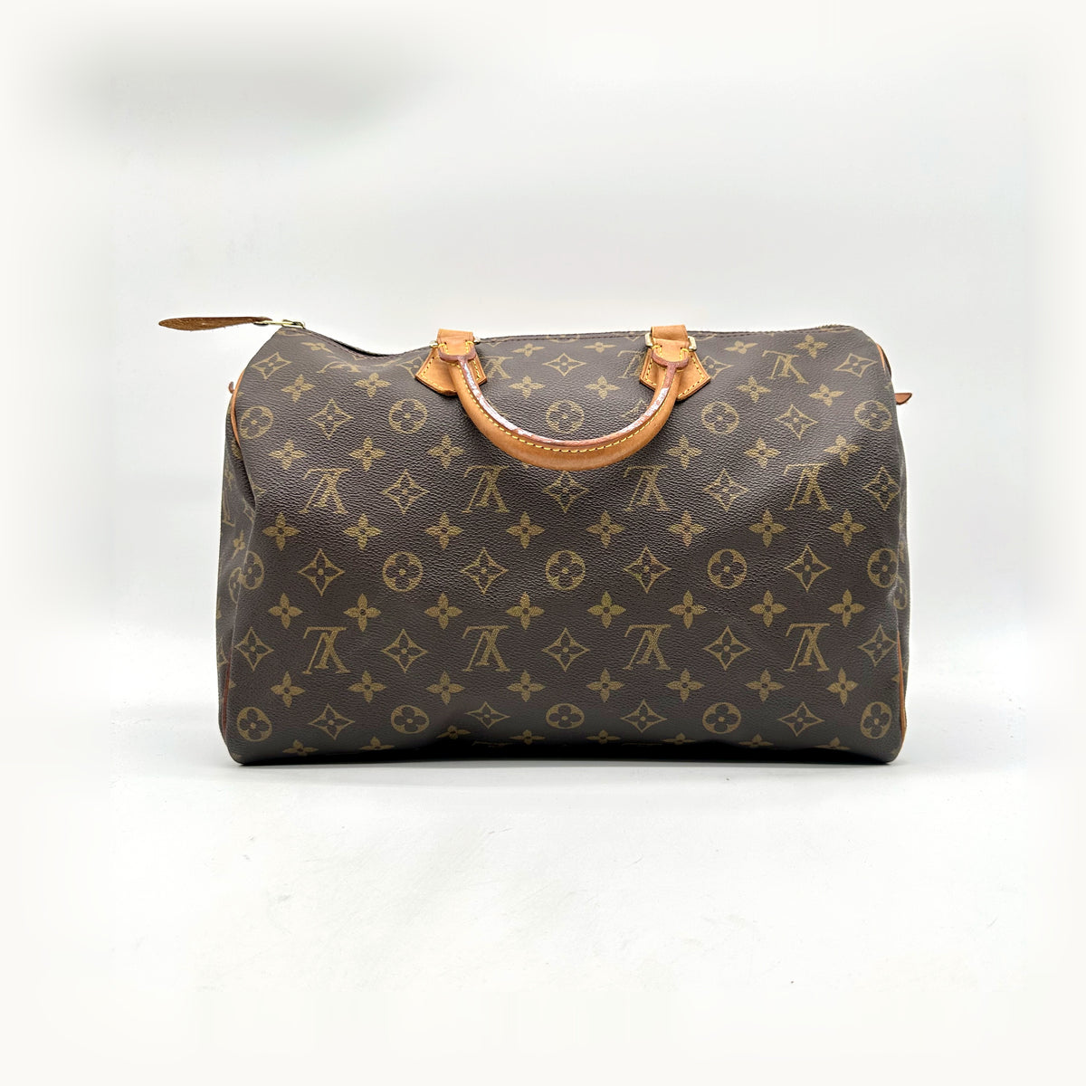 Louis Vuitton Speedy 35 Toile Monogram - vue de face opposée, sac posé
