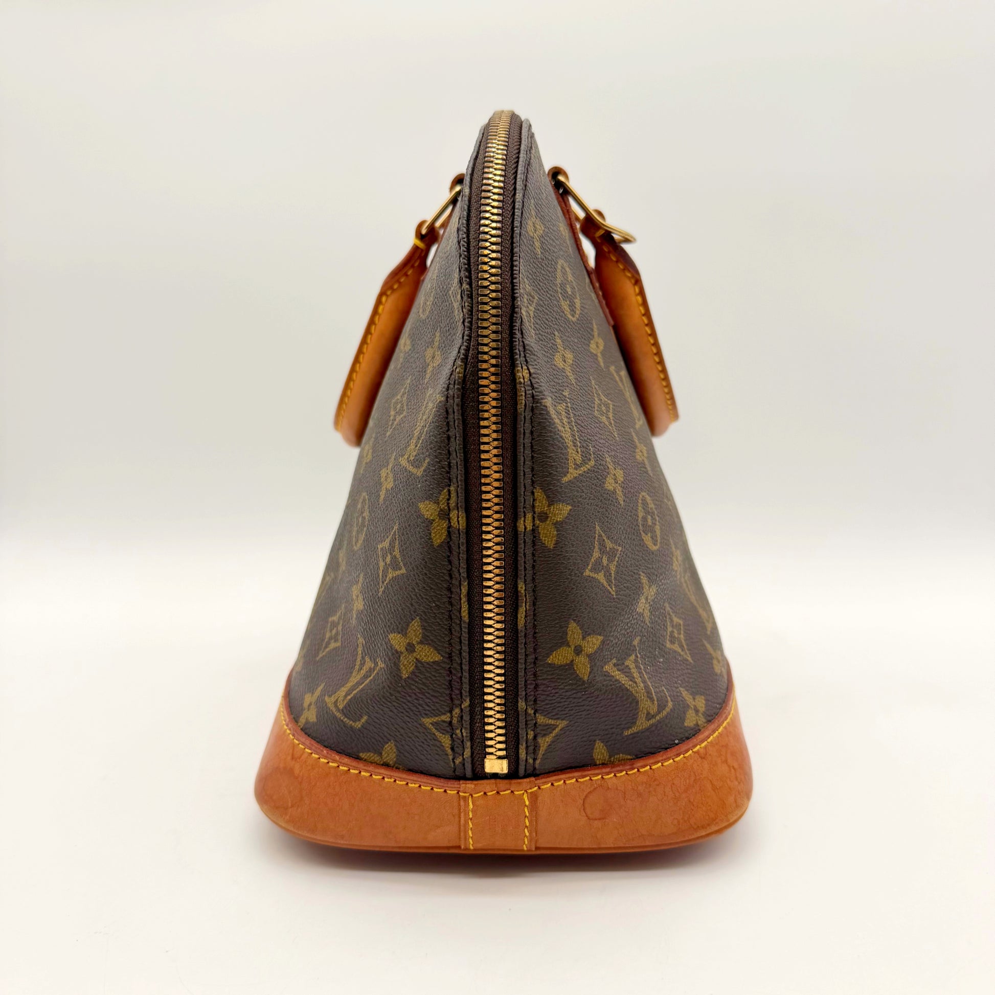 Louis Vuitton Alma Toile Monogram - profil gauche