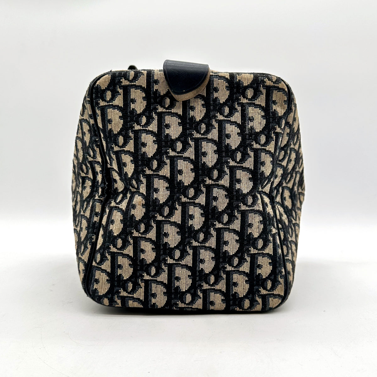 Dior Boston 30 Toile Trotter - vue d'un bout, extrémité du sac