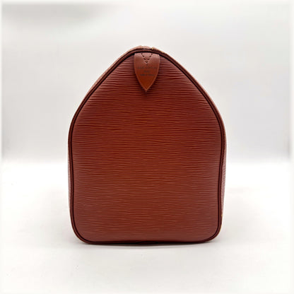 Louis Vuitton Speedy 35 Cuir Épi Terracotta - vue d'un bout, extrémité du sac