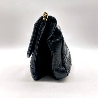 Chanel Double Chaîne Cuir Matelassé Noir - profil, épaisseur du sac