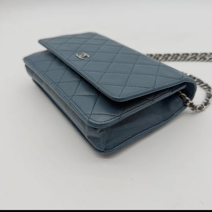 Chanel Wallet on Chain – vue 3/4 dessus