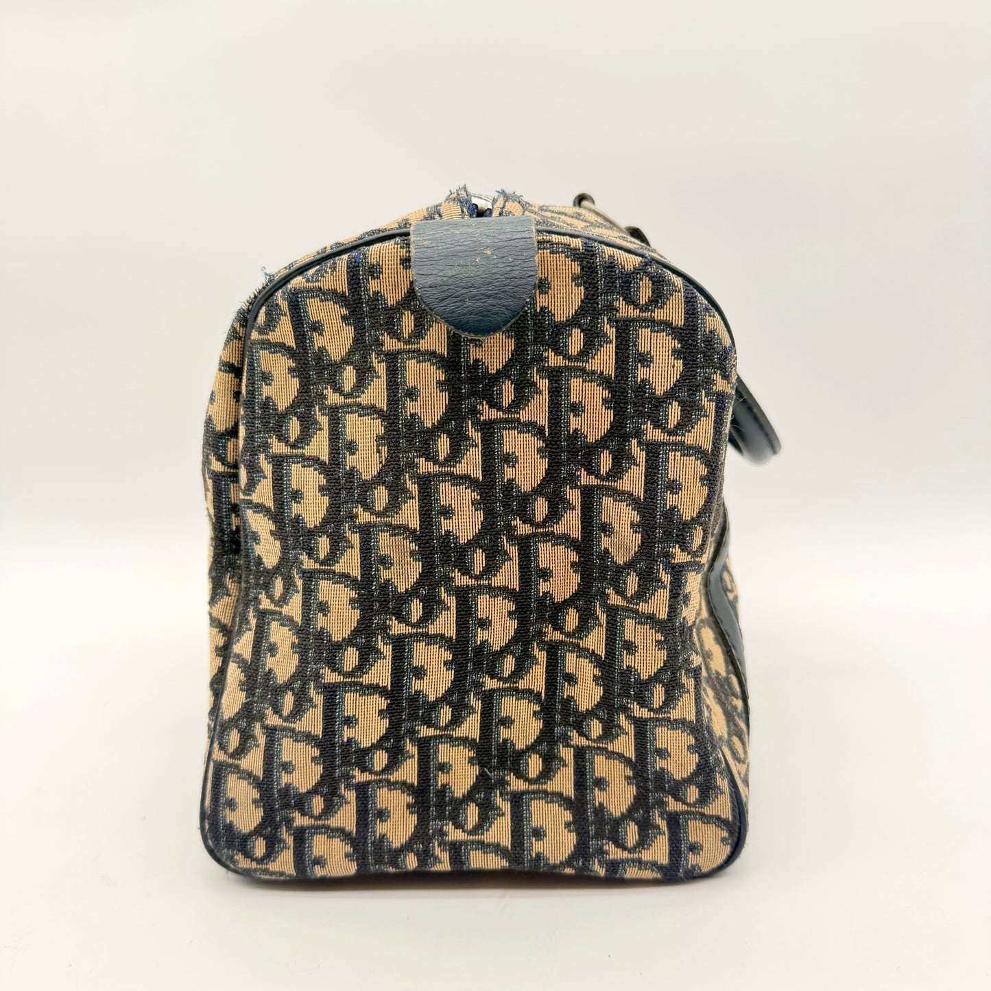 Dior Boston toile monogram - profil côté gauche