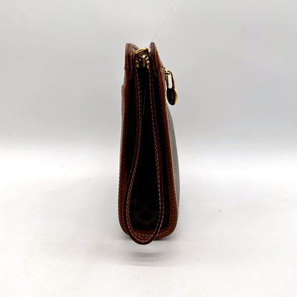 Céline Pochette Toile Macadam - vue de dessus, zip fermé