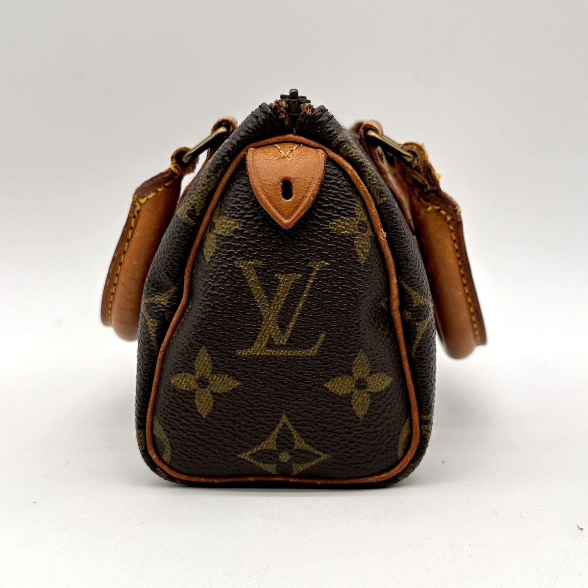 Louis Vuitton Nano Speedy Toile Monogram - vue de l'autre bout du sac