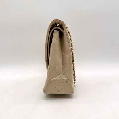 Chanel Diana Cuir d'agneau Beige - profil opposé et chaîne