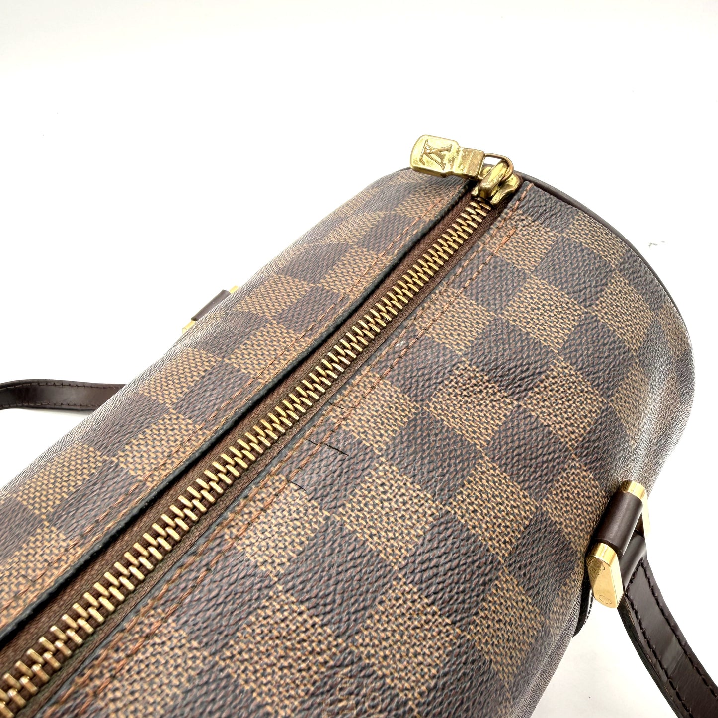 Louis Vuitton Papillon Damier Ebène - détail fermeture éclair dorée