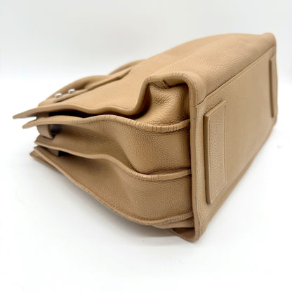 Saint Laurent Sac de Jour cuir grainé beige - vue de dessus, angle opposé