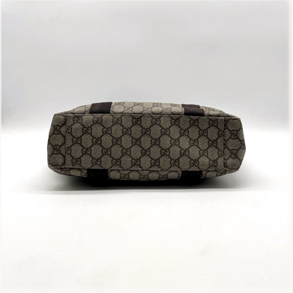 Gucci Tote Toile GG Beige et Cuir Brun - vue du dessous, base du sac