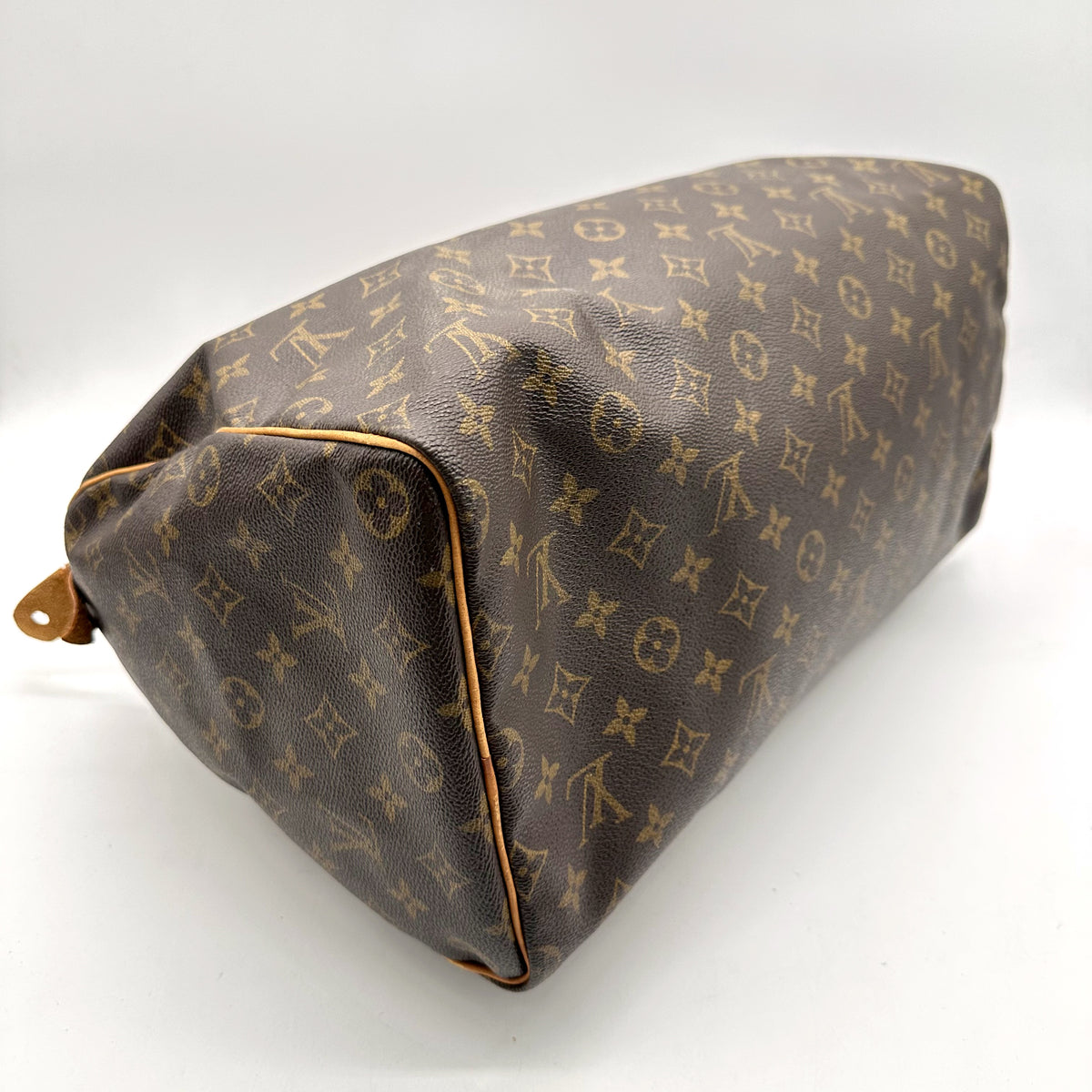 Louis Vuitton Speedy 40 Toile Monogram - vue en angle opposé