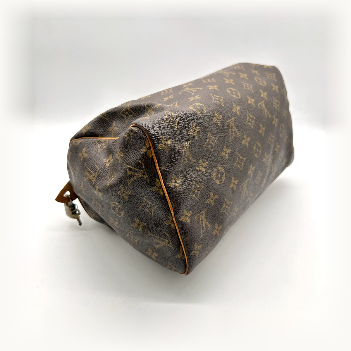 Louis Vuitton Speedy 30 Toile Monogram - vue en angle opposé