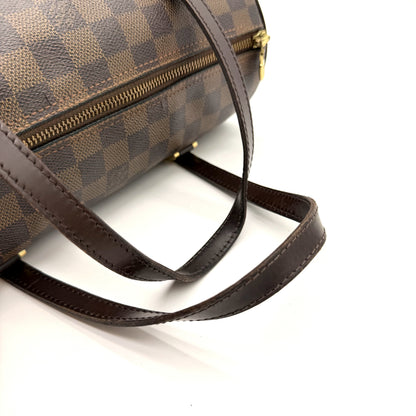 Louis Vuitton Papillon Damier Ebène - détail anses en cuir et attaches dorées