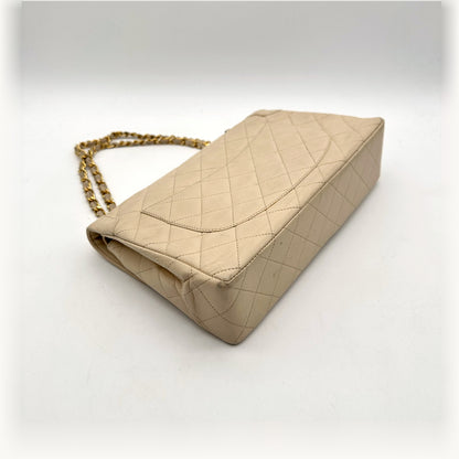 Chanel Diana Cuir d'agneau Beige - vue de trois quarts arrière