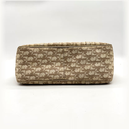 Dior Cabas Toile Trotter Beige - vue du dessous, base du sac