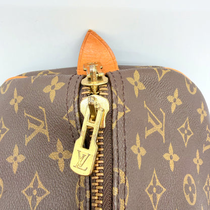Louis Vuitton Keepall 55 Monogram - detail zip laiton et tirette Louis Vuitton