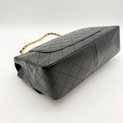 Chanel Single Flap - dessous en trois quarts