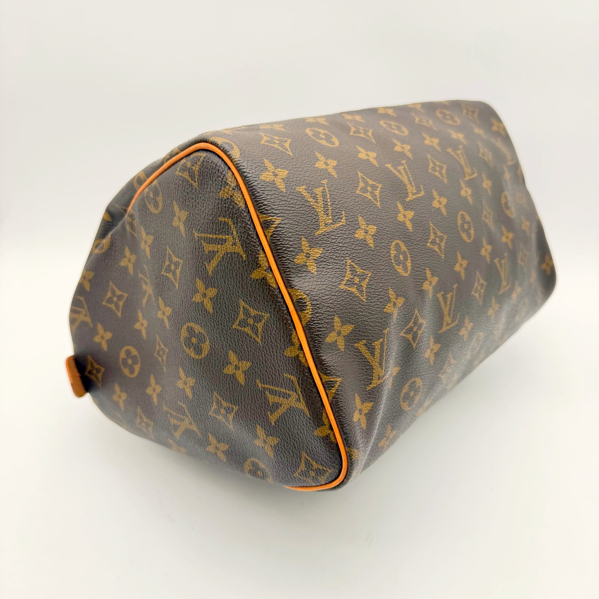 Louis Vuitton Speedy 30 toile Monogram - base et piping, autre angle