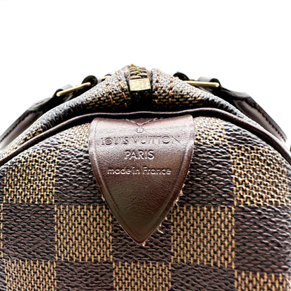 Louis Vuitton Speedy 30 Toile Damier Ebène - détail de la patte de cuir d'extrémité