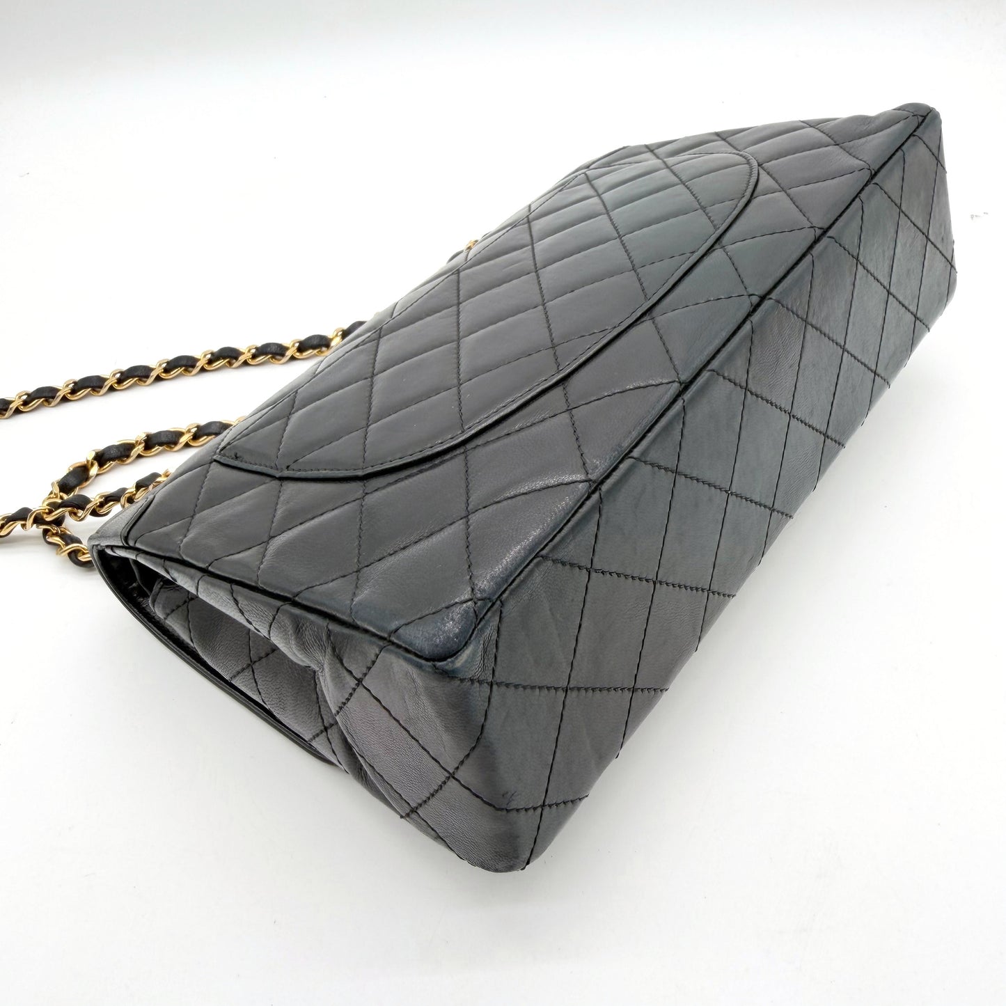 Chanel Double Flap 25 – angle bas gauche