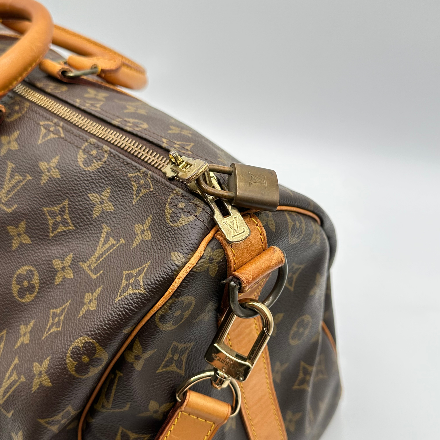 Louis Vuitton Keepall Bandoulière 50 – Sac de Voyage en Toile