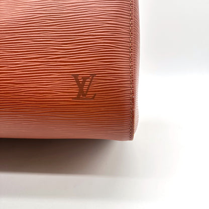 Louis Vuitton Speedy 35 Cuir Épi Terracotta - détail du cuir et de son grain rainuré