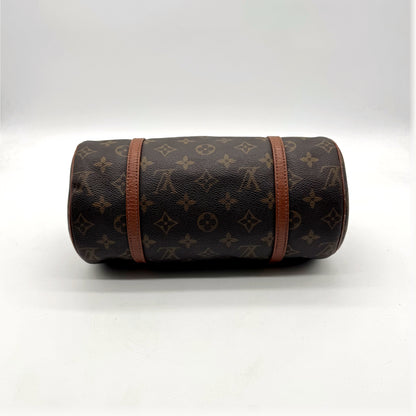Louis Vuitton Papillon 26 Toile Monogram - vue de côté, cylindre complet