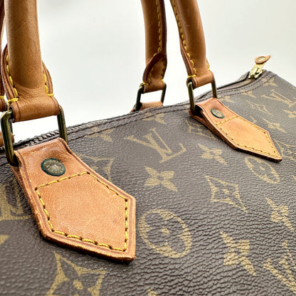 Louis Vuitton Speedy 40 Toile Monogram - détail des anses et de leurs attaches