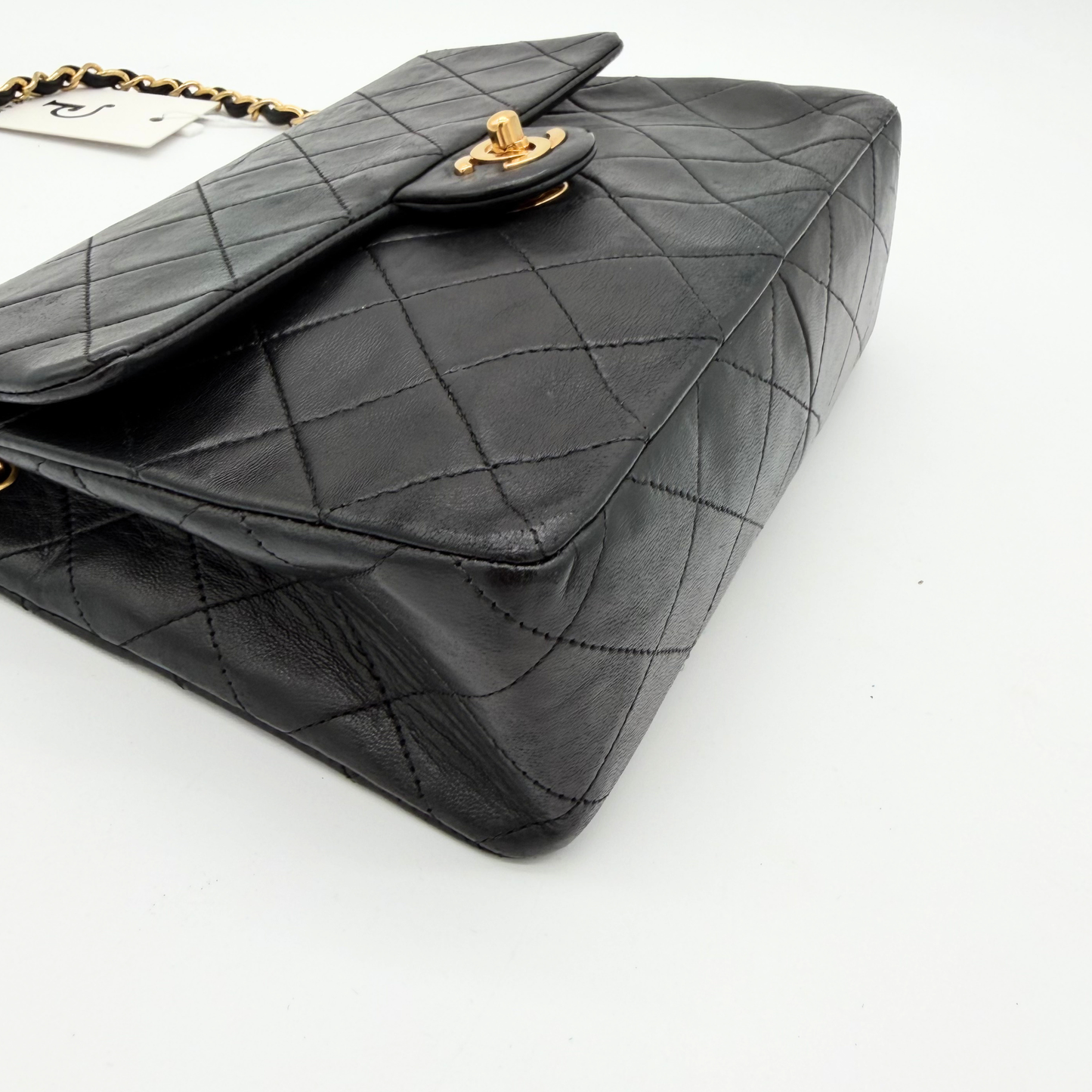 Chanel – Timeless Mini Square Classic Flap Cuir Noir Vintage