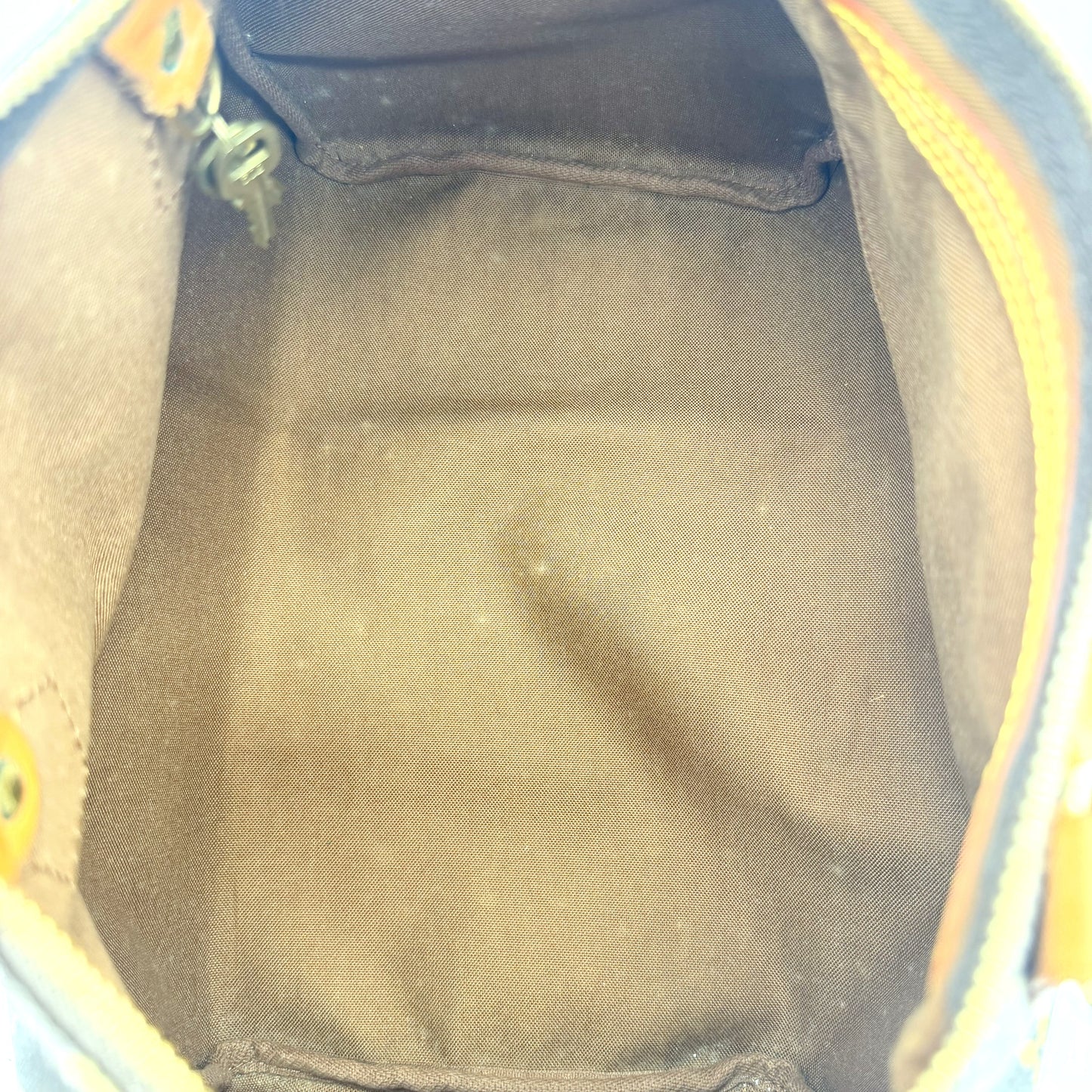 Louis Vuitton Speedy 30 toile Monogram - intérieur du sac, doublure claire