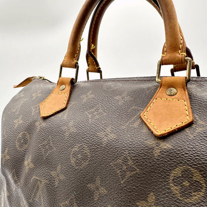 Louis Vuitton Speedy 30 Toile Monogram - détail des anses, pattes et rivets
