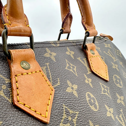 Louis Vuitton Speedy 35 Toile Monogram - détail des anses, pattes et anneaux
