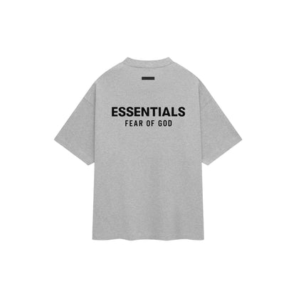 Le t-shirt Fear of God Essentials gris