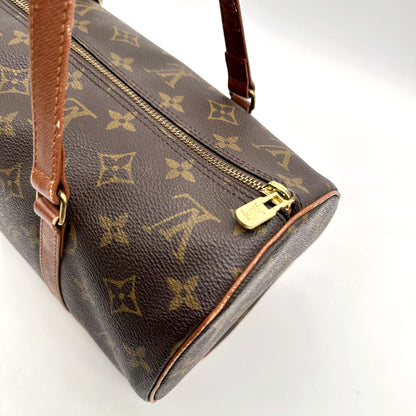 Louis Vuitton Papillon 30 Toile Monogram - détail du zip le long du sac