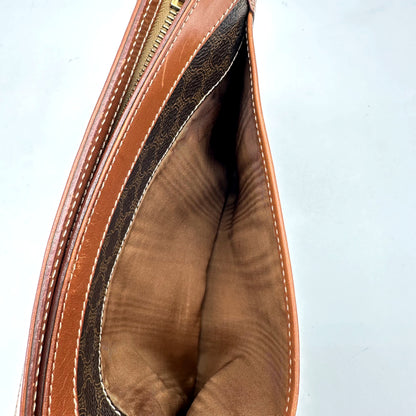 Céline Pochette Toile Macadam - intérieur ouvert, doublure cuir