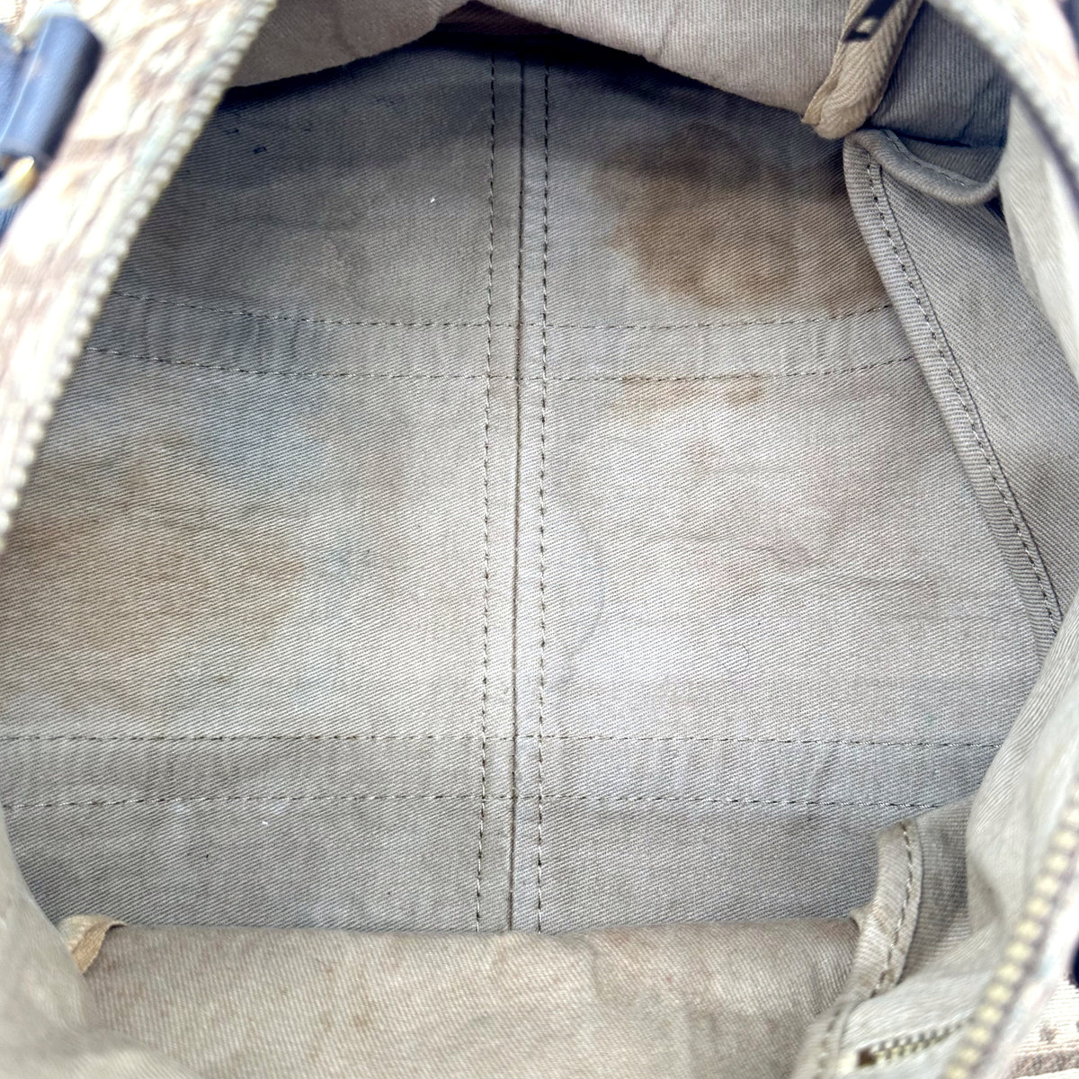 Dior Boston Toile Trotter Beige - intérieur ouvert, doublure claire