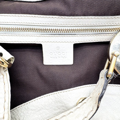 Gucci Tote Toile GG Beige et Cuir Crème - intérieur, doublure brune et poche zippée