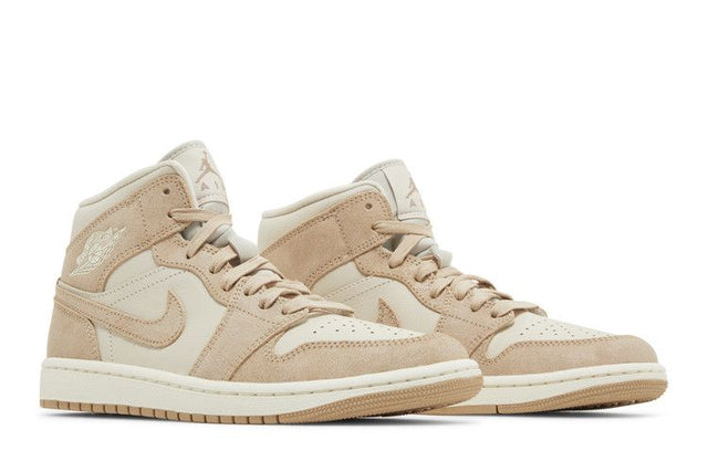 Air Jordan 1 Mid SE Legend Light Brown