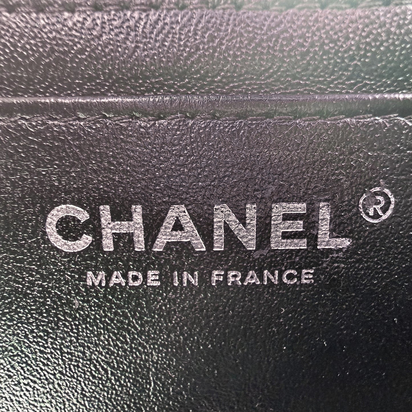 Chanel Mini Timeless carre 17 cuir agneau noir - estampille Chanel Made in France