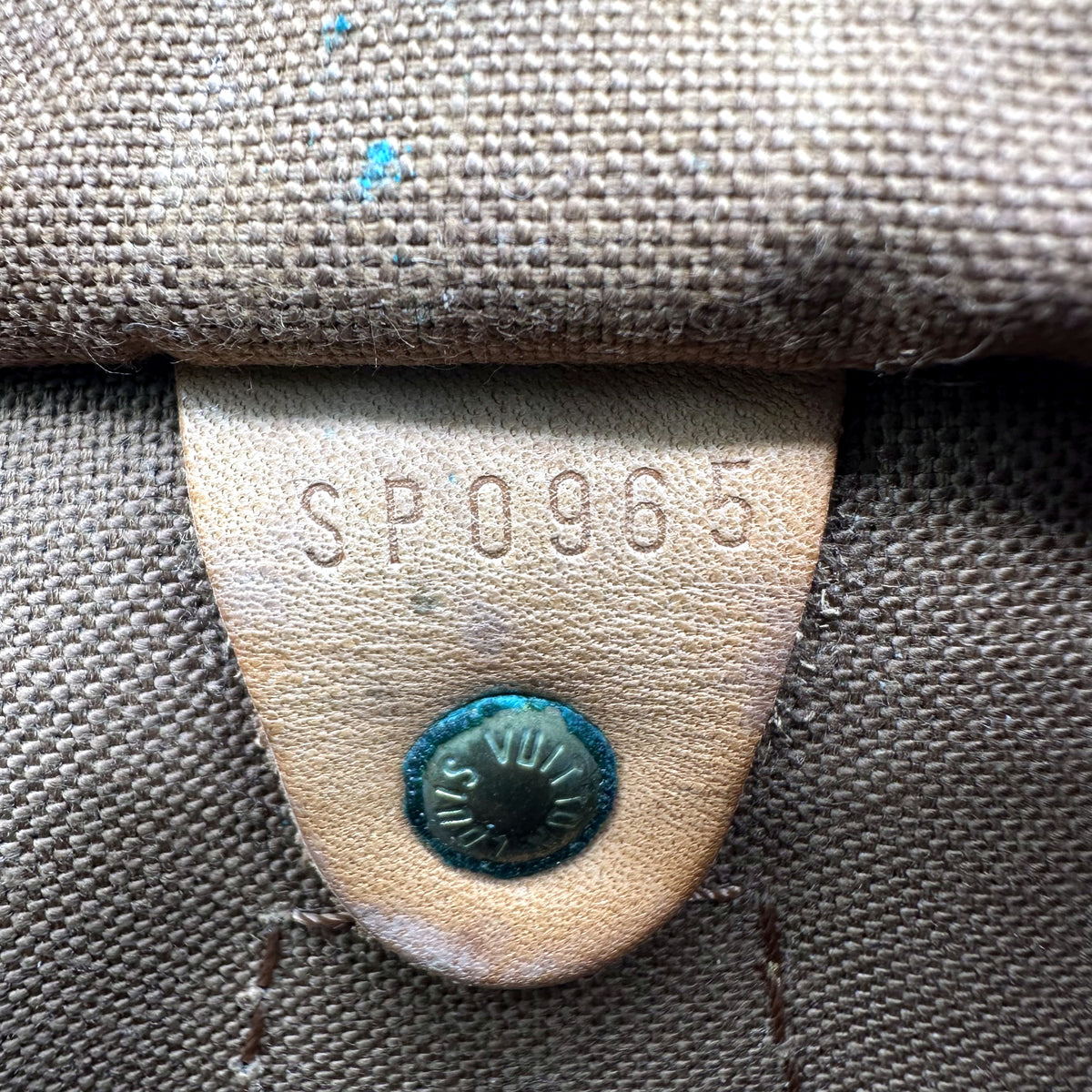 Louis Vuitton Speedy 35 Toile Monogram - intérieur, patte de cuir et code date