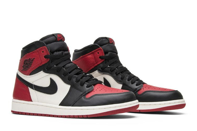 Air Jordan 1 Retro High Bred Toe