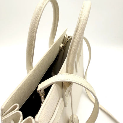 Saint Laurent Sac de Jour Baby cuir grainé blanc cassé - intérieur ouvert, doublure noire