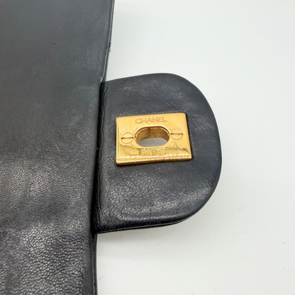 Chanel – Timeless Double Flap 23 cm Cuir Matelassé Noir