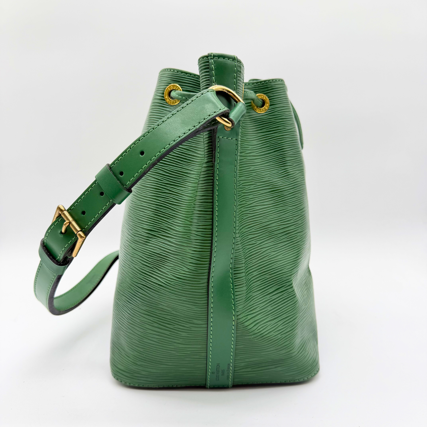 Louis Vuitton -  Petit Noé Épi Vert