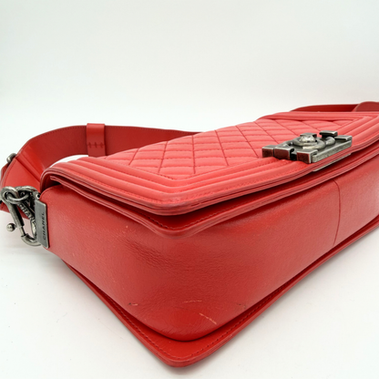 Chanel Boy cuir Rouge