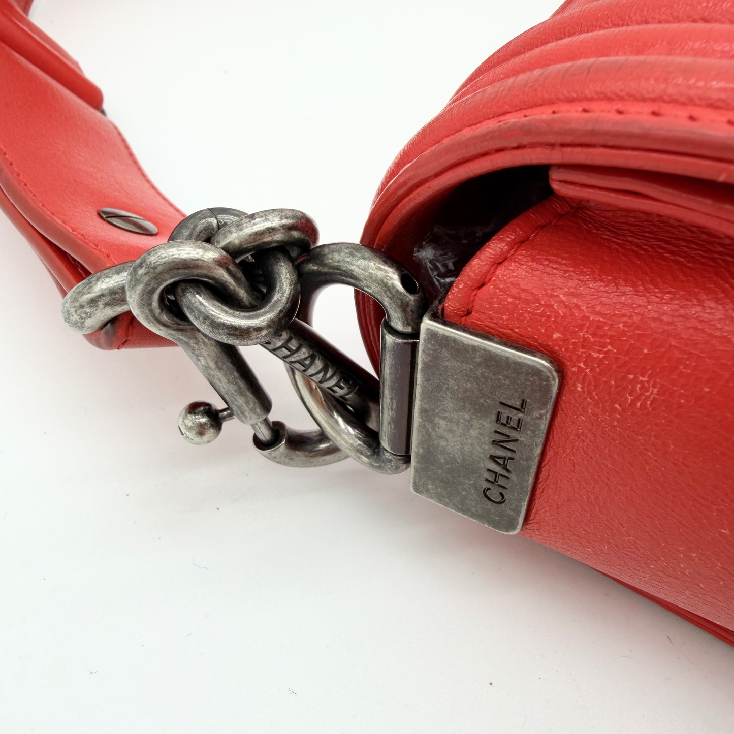 Chanel Boy cuir Rouge