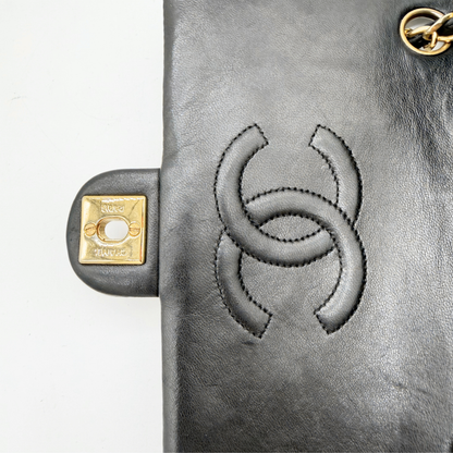 Chanel – Timeless Mini Square Classic Flap Cuir Noir Vintage