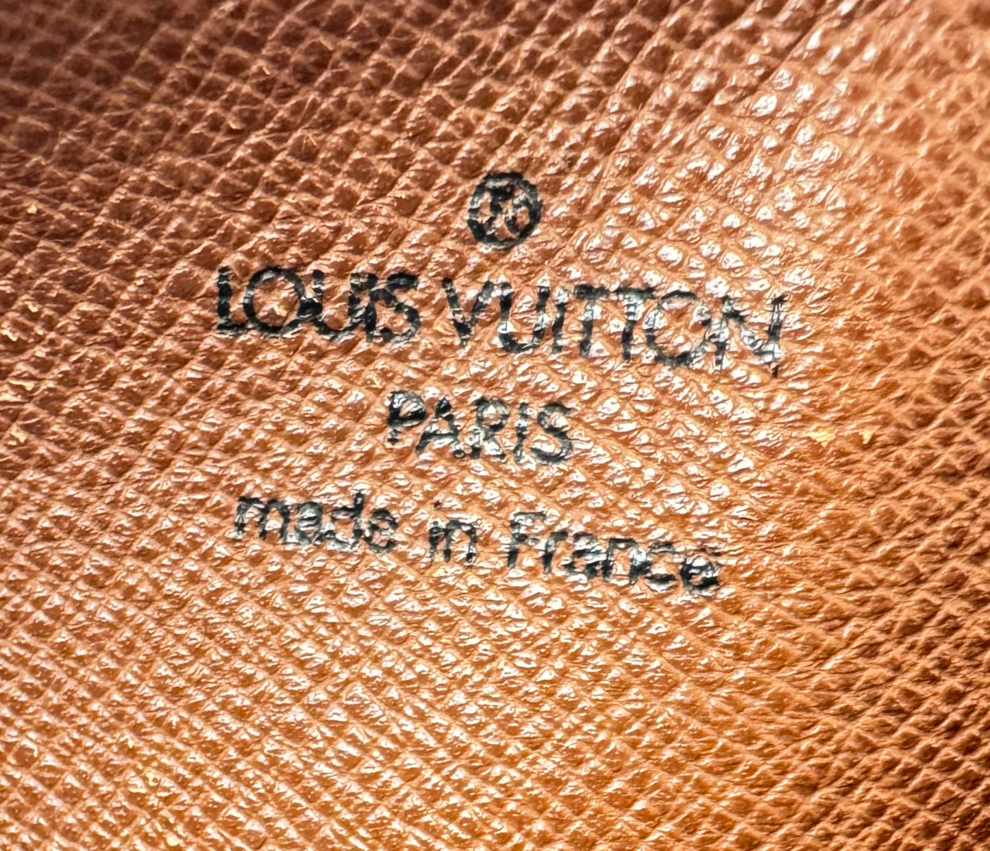 Louis Vuitton – Papillon 26 Monogram