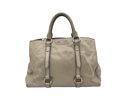 Miu Miu – Sac à Main en Cuir Taupe avec Bandoulière