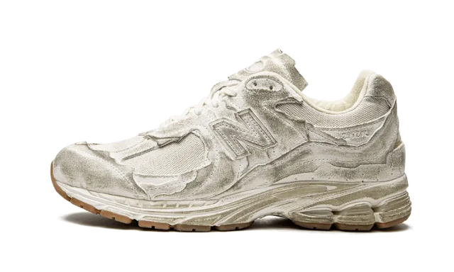 New Balance 2002R Protection Pack Distressed - M2002RDG