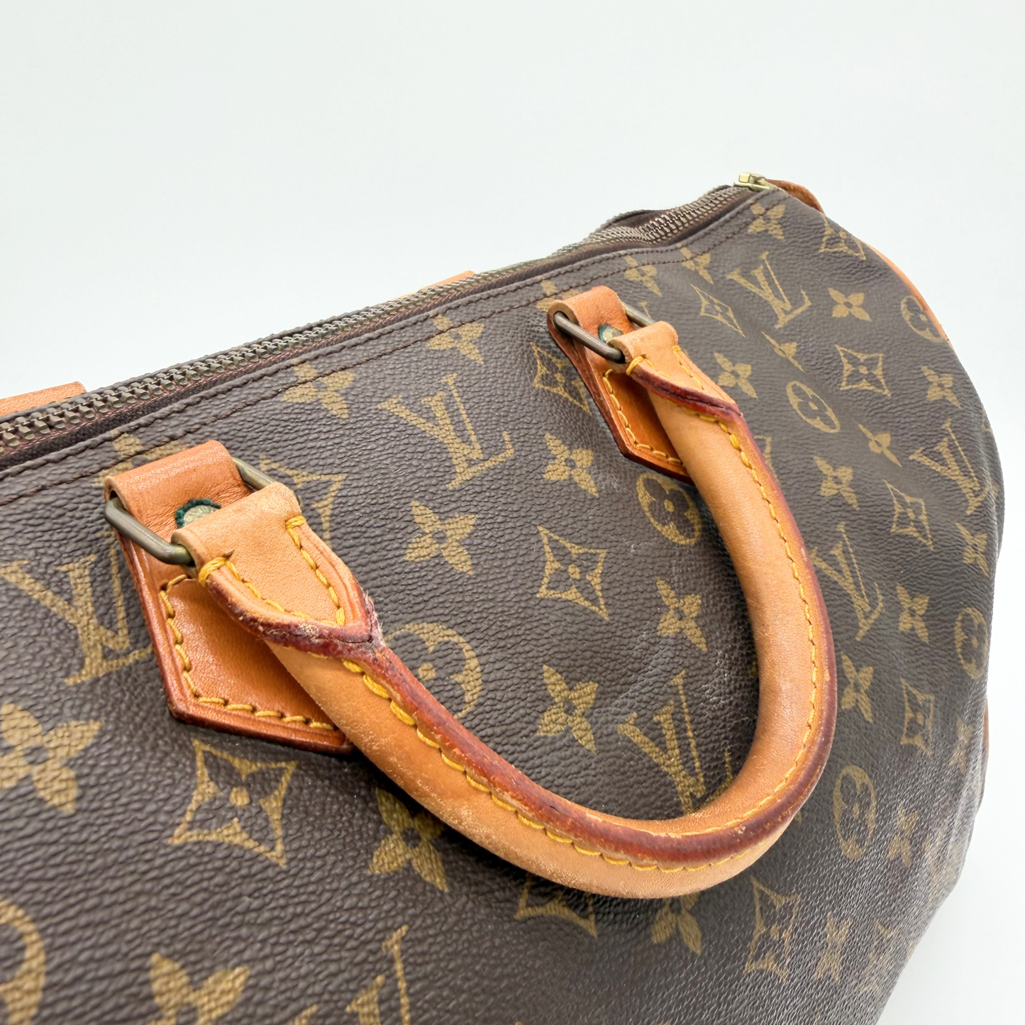 Louis Vuitton – Speedy 40 Monogram
